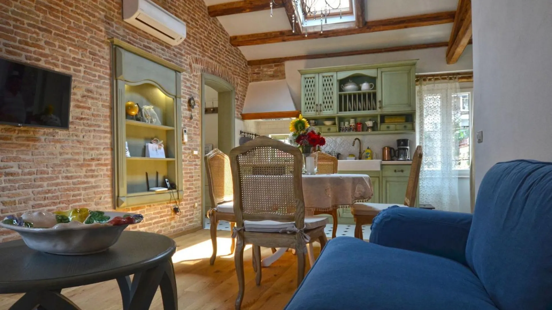 Serene Sea View Rovinj Apartment - Two Bedroom Apartment With Sea View location